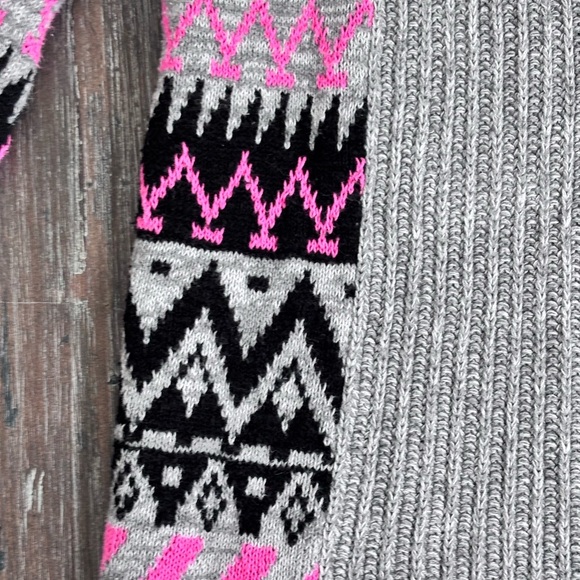 Cat & Jack Gray and Pink Fair Isle Cardigan Size XL (14/16) - Picture 4 of 11